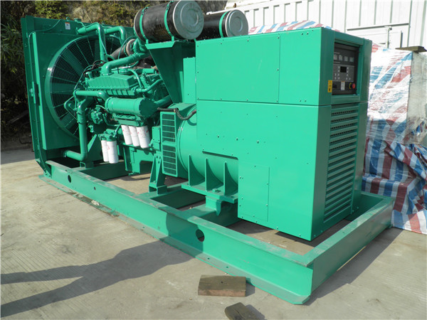 宁河出租发电机 发电机组厂家：柴油发电机组的控制屏的作用是什么？