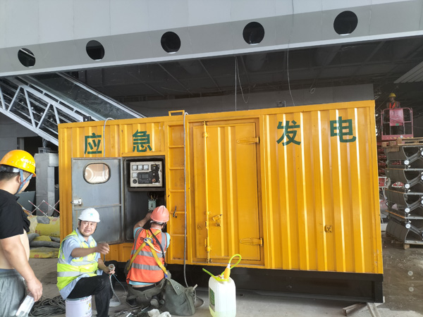 宁河怎样判断空气滤清器是否需要更换？